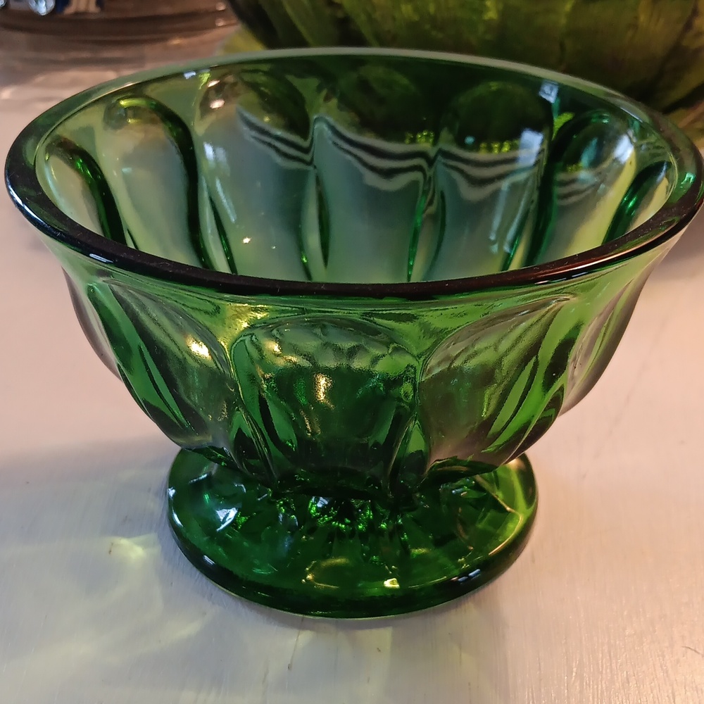 GREEN DEPRESSION GLASS FOOTED BOWL